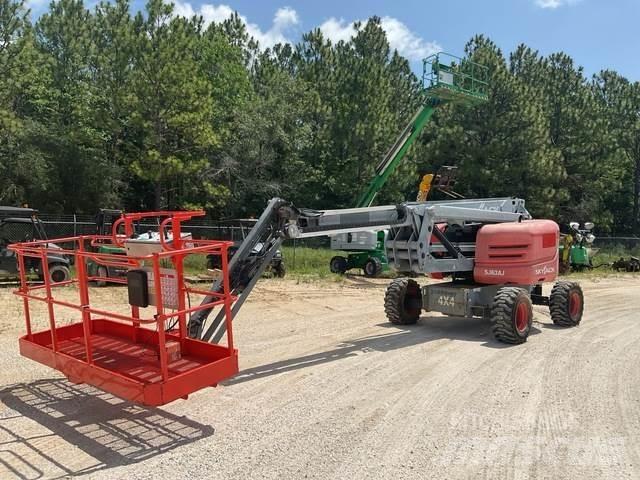 SkyJack SJ63AJ Knikarmhoogwerkers