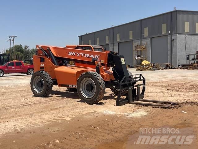 SkyTrak 8042 Verreikers