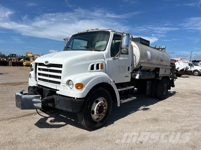 Sterling L7500 Betonmixers en pompen