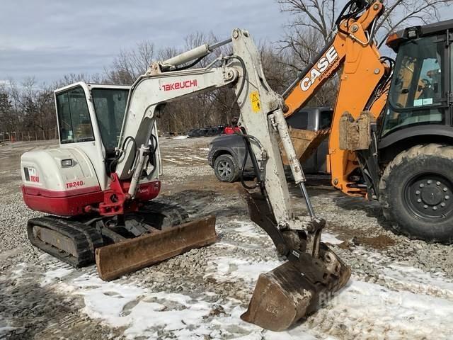 Takeuchi TB240 Rupsgraafmachines