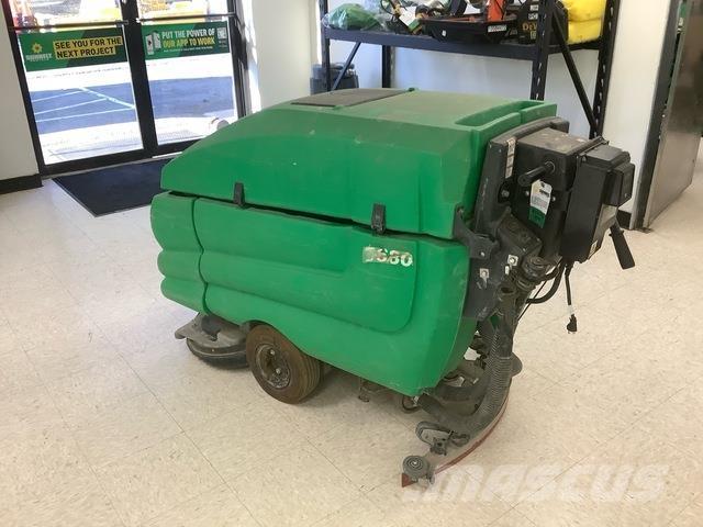 Tennant 5680 Schrobzuigmachines