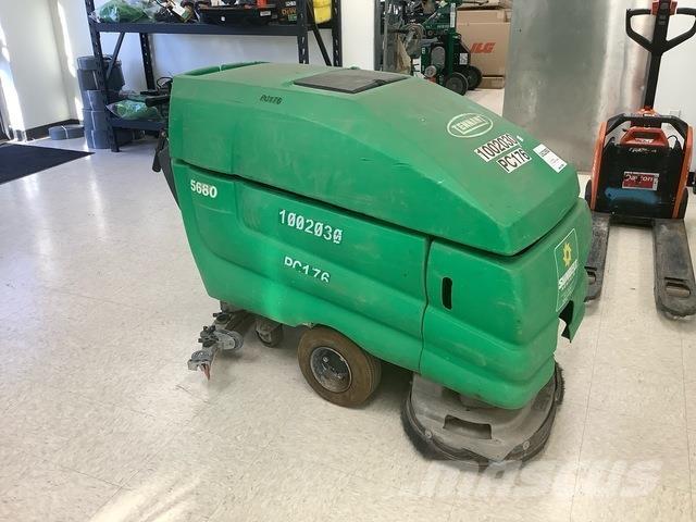 Tennant 5680 Schrobzuigmachines