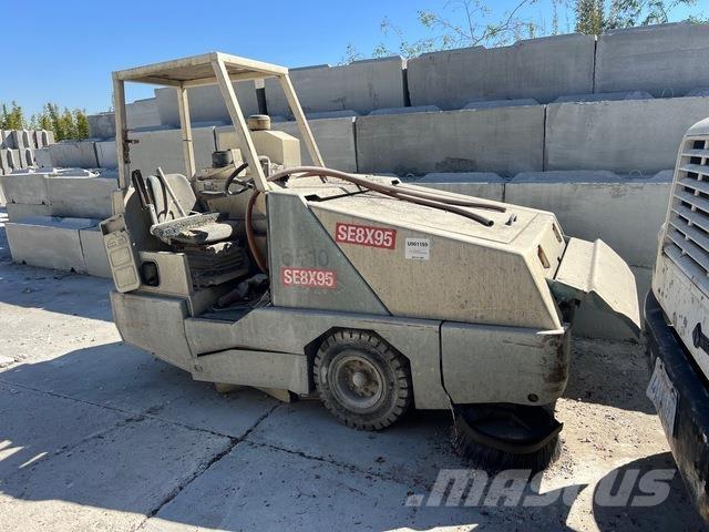 Tennant 800 Veegmachines voor binnen