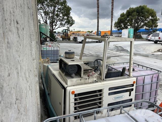 Tennant 800 Veegmachines voor binnen