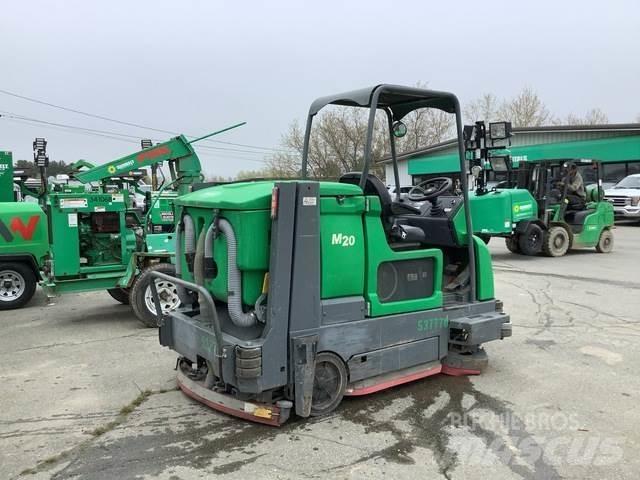 Tennant M20 Schrobzuigmachines
