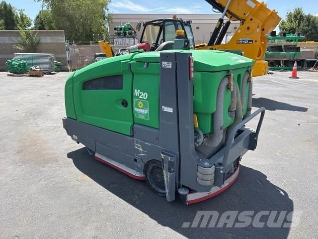 Tennant M20 Schrobzuigmachines