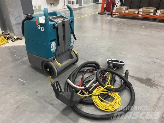 Tennant Q12 Schrobzuigmachines
