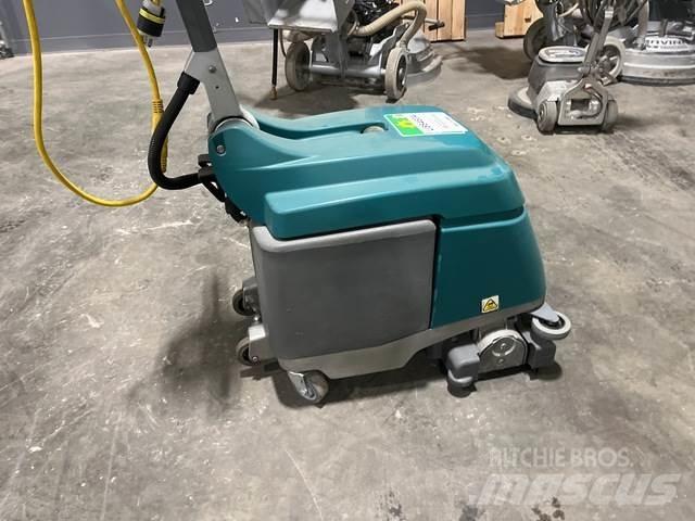 Tennant T1 Schrobzuigmachines