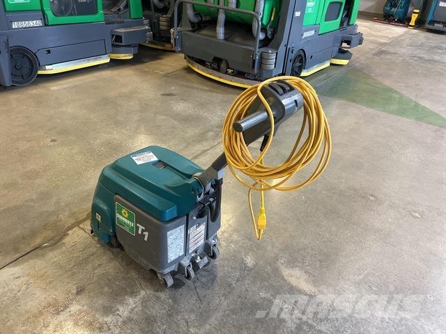 Tennant T1 Schrobzuigmachines