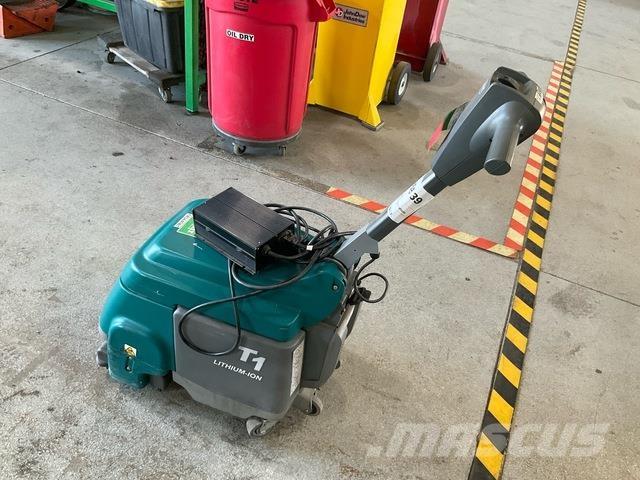 Tennant T1B Schrobzuigmachines