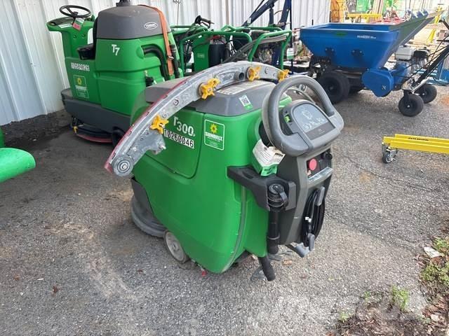Tennant T300E Schrobzuigmachines