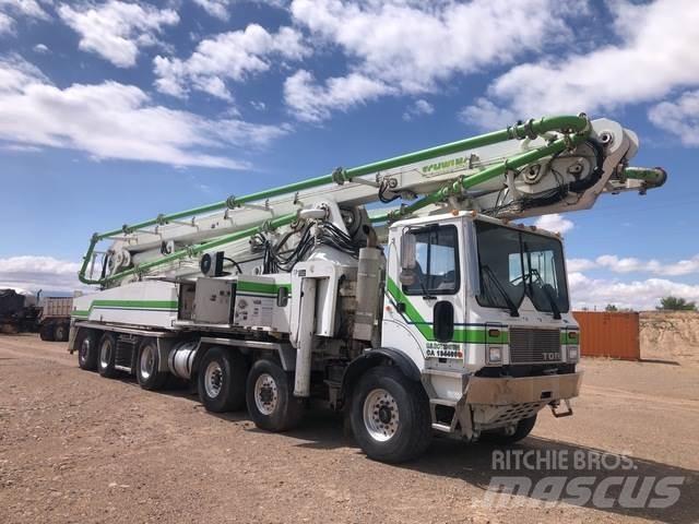 TOR T-63120-2 Betonpomptrucks