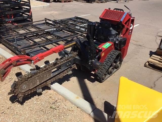 Toro TRX-250 Sleuvengravers