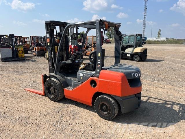 Toyota 8DFU30 Bouw - Overige