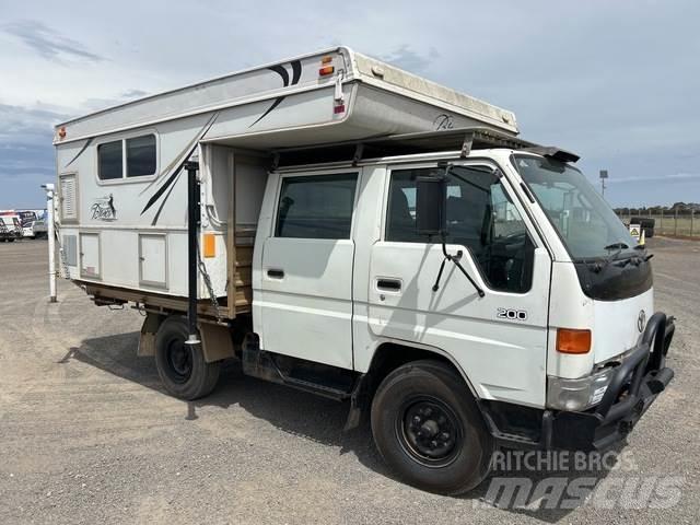 Toyota DYNA Platte bakwagens