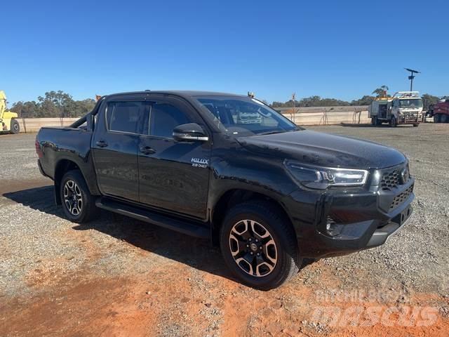 Toyota Hilux Bestelwagens met open laadbak