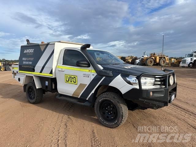 Toyota HiLux Bestelwagens met open laadbak