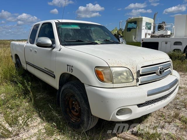 Toyota Tundra Bestelwagens met open laadbak