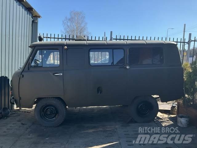  UAZ 452A3 Gesloten bedrijfswagens