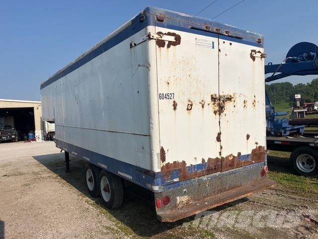  Utilimaster Gesloten opbouw trailers