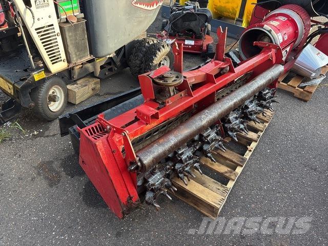 Ventrac EA600 Luchtbrekers en verticuteerders