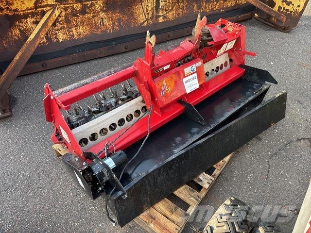 Ventrac EA600 Luchtbrekers en verticuteerders