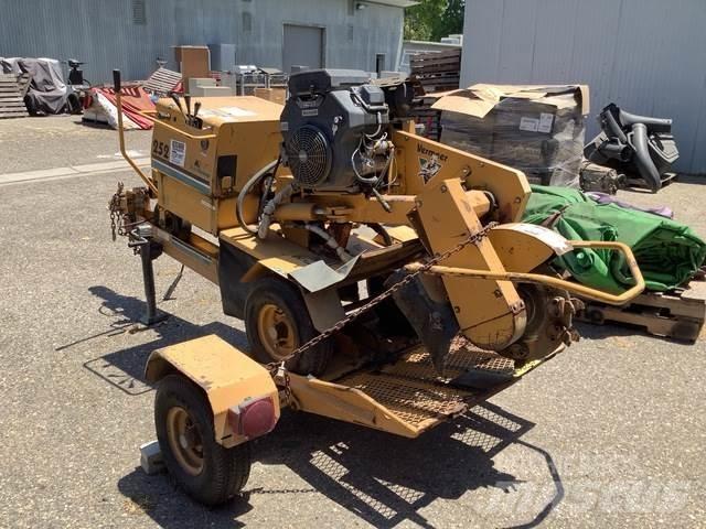 Vermeer 252 Boomstronkfrees