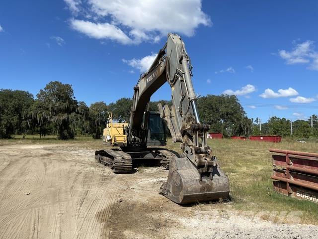 Volvo EC300DL Rupsgraafmachines