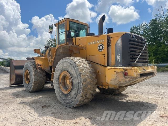 Volvo L220E Wielladers