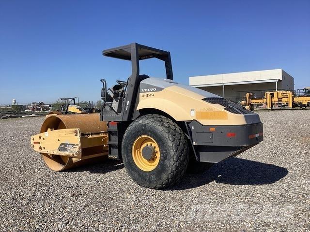 Volvo SD115 Trilrolwalsen