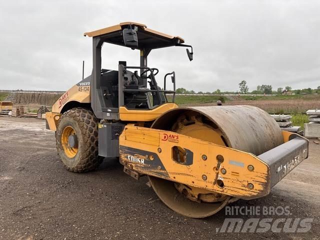 Volvo SD115B Trilrolwalsen