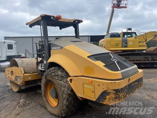 Volvo SD115B Trilrolwalsen