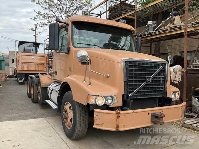 Volvo VHD Trekkers