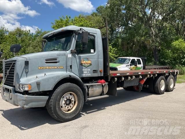 Volvo VHD Platte bakwagens