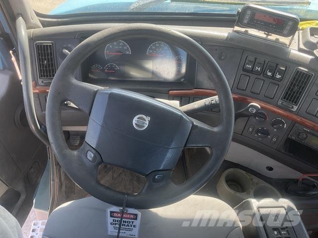 Volvo VHD104F Anders