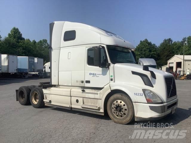 Volvo VNL Trekkers