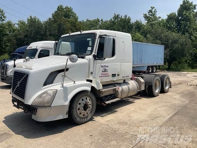 Volvo VNL Trekkers