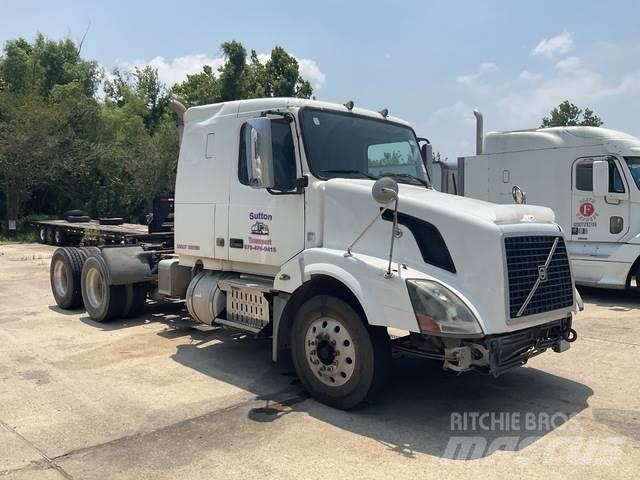Volvo VNL Trekkers