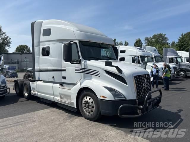 Volvo VNL Trekkers