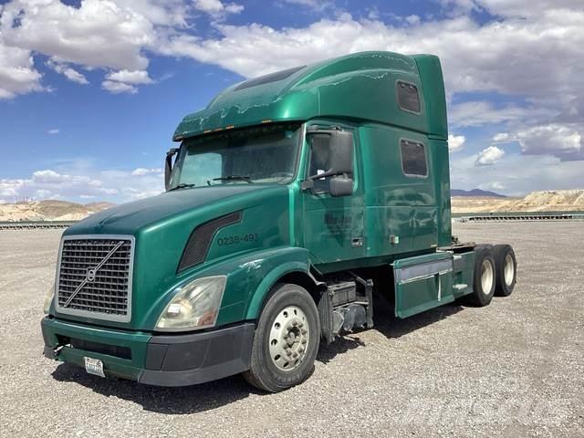 Volvo VNL Trekkers