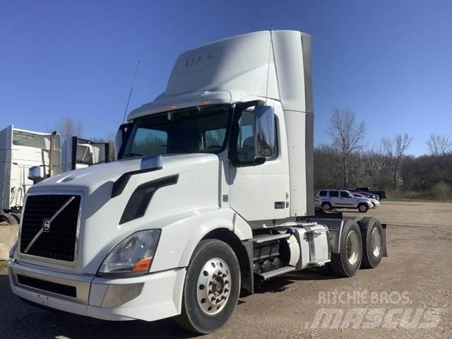 Volvo VNL Trekkers