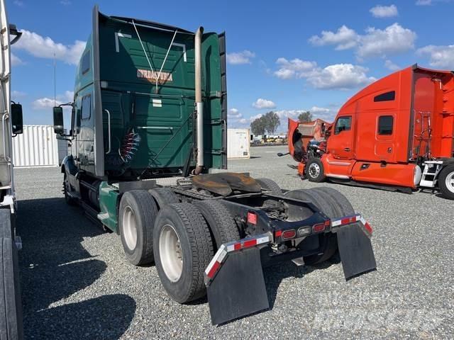 Volvo VNL Trekkers