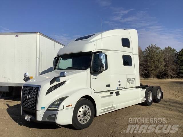 Volvo VNL Trekkers