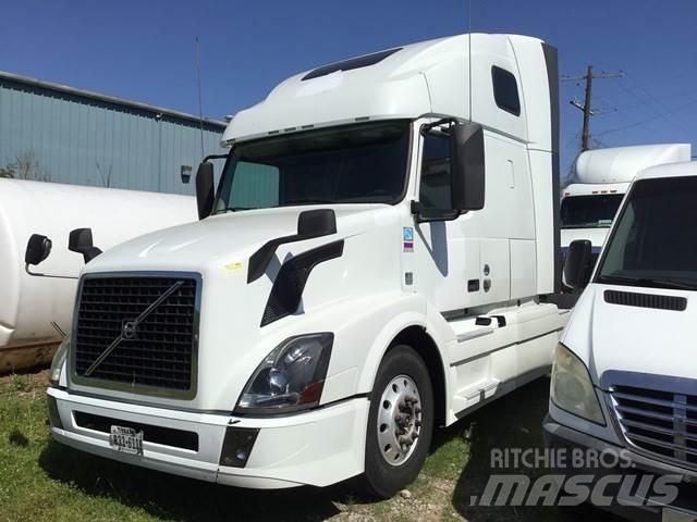 Volvo VNL Trekkers