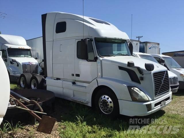 Volvo VNL Trekkers