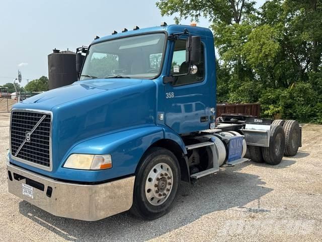 Volvo VNL Trekkers