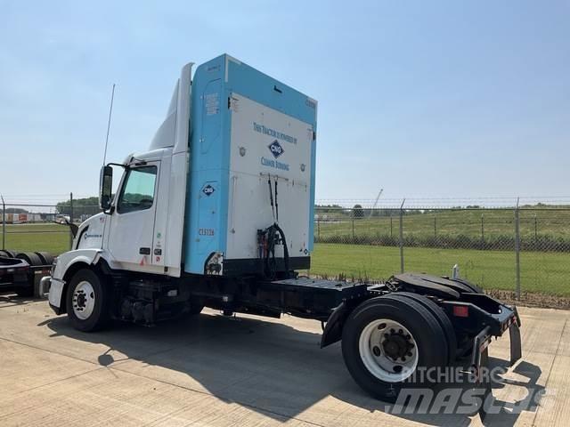 Volvo VNL Trekkers