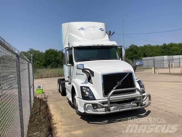 Volvo VNL Trekkers