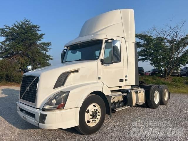 Volvo VNL Trekkers