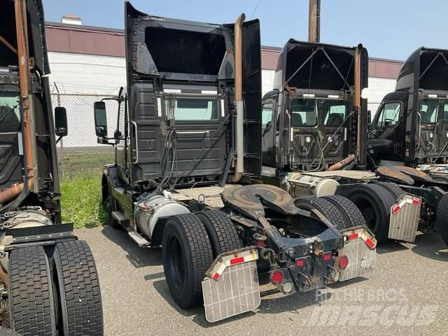 Volvo VNL Trekkers
